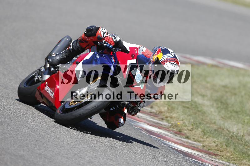 /31 24.06.2025 Get Faster Caremotion ADR/Gruppe gruen/16